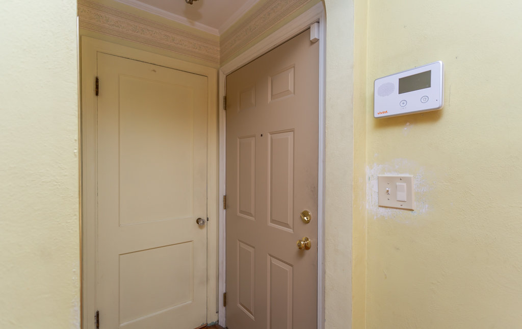 Image for ABSOLUTE AUCTION! 2704 Thoman Pl