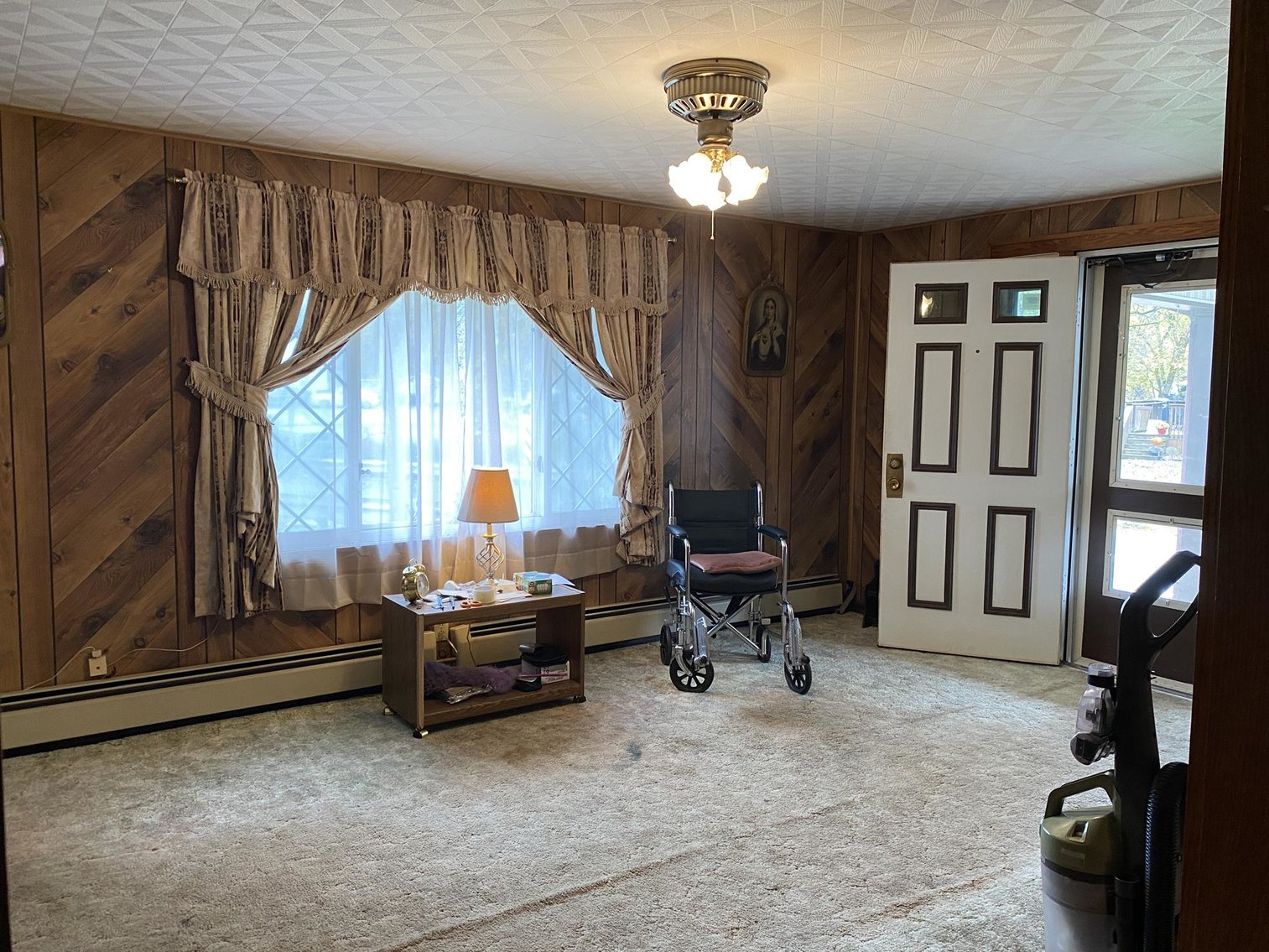 Image for SOLD $33,000 - 3 Bedroom Sold to the Highest Bidder