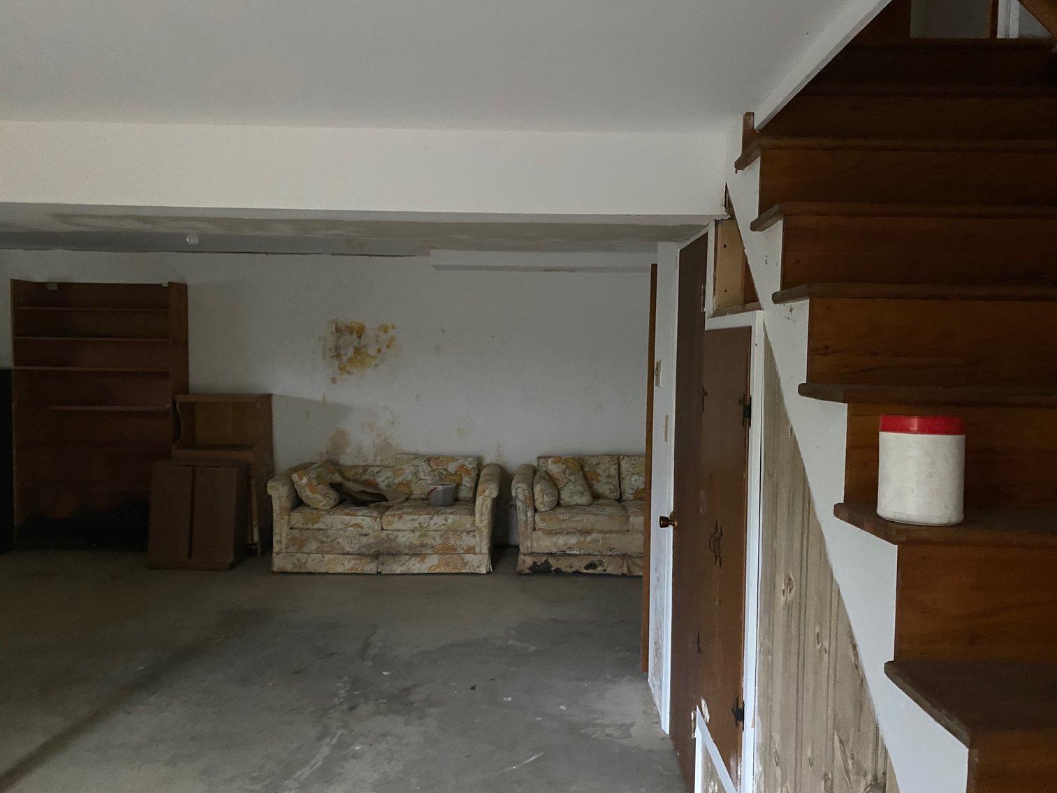 Image for Northern Neck Waterfront Home - 4.3 AC Riverfront Lot - 1,300 SF Unfinished Basement - Quite Cove On Coan River - Northumberland County – 422 Bundick Rd., Lottsburg, VA 22511