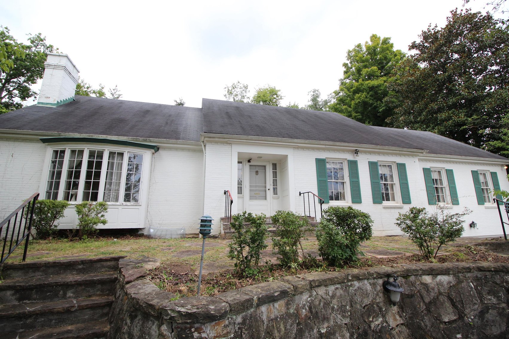 Image for SOLD $132,000 - Large 4 Bedroom with Additional Lot