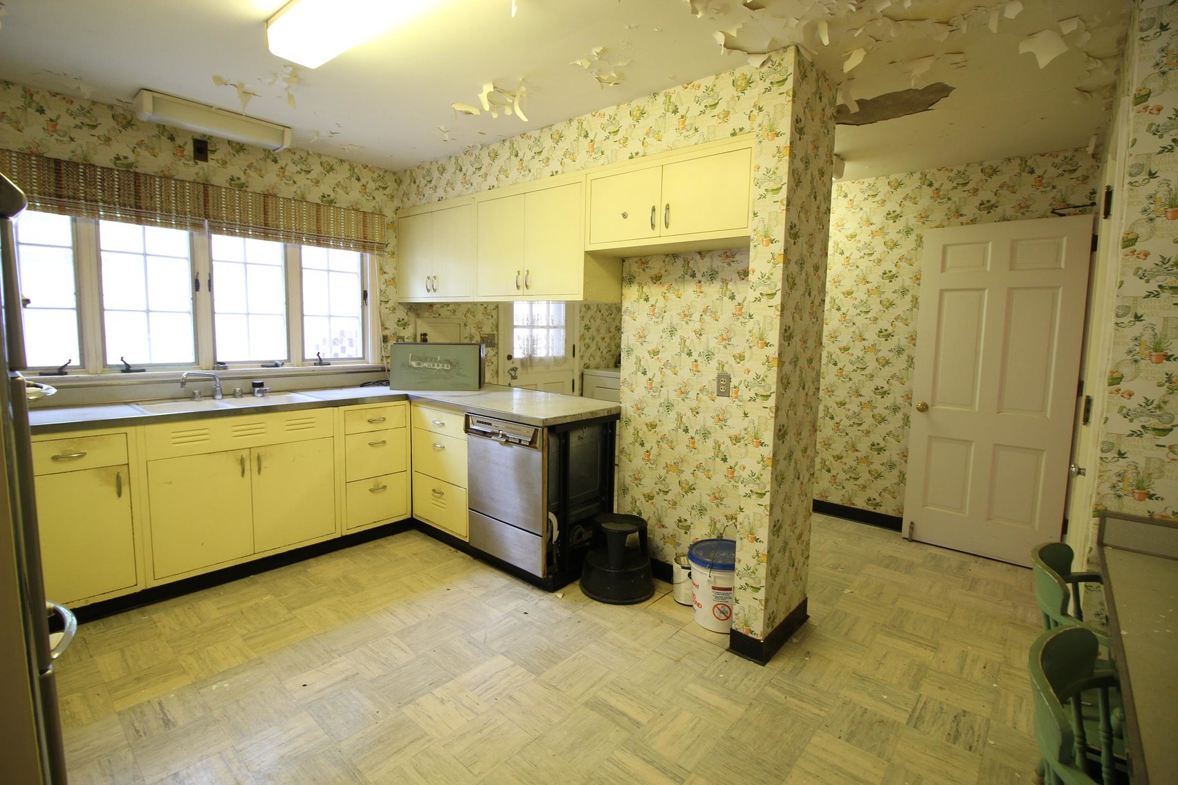 Image for SOLD $132,000 - Large 4 Bedroom with Additional Lot