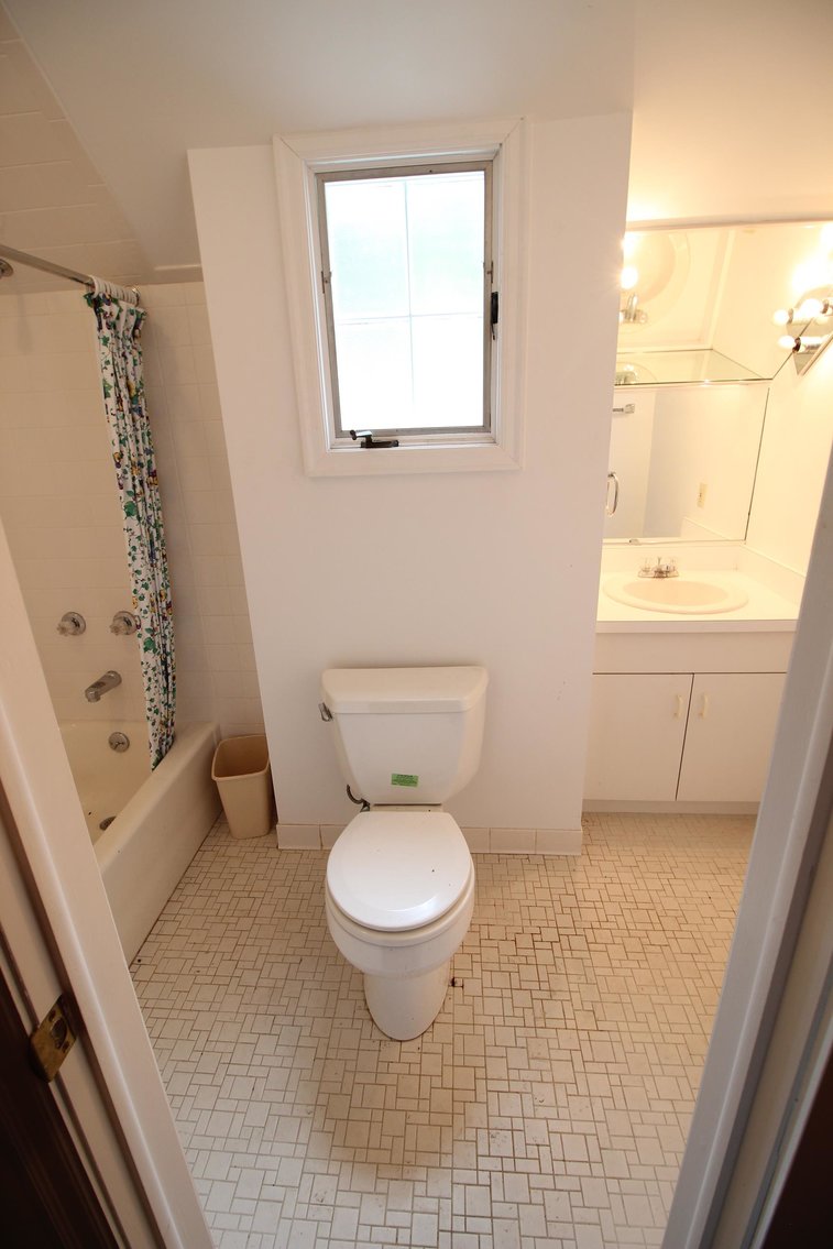 Image for SOLD $132,000 - Large 4 Bedroom with Additional Lot