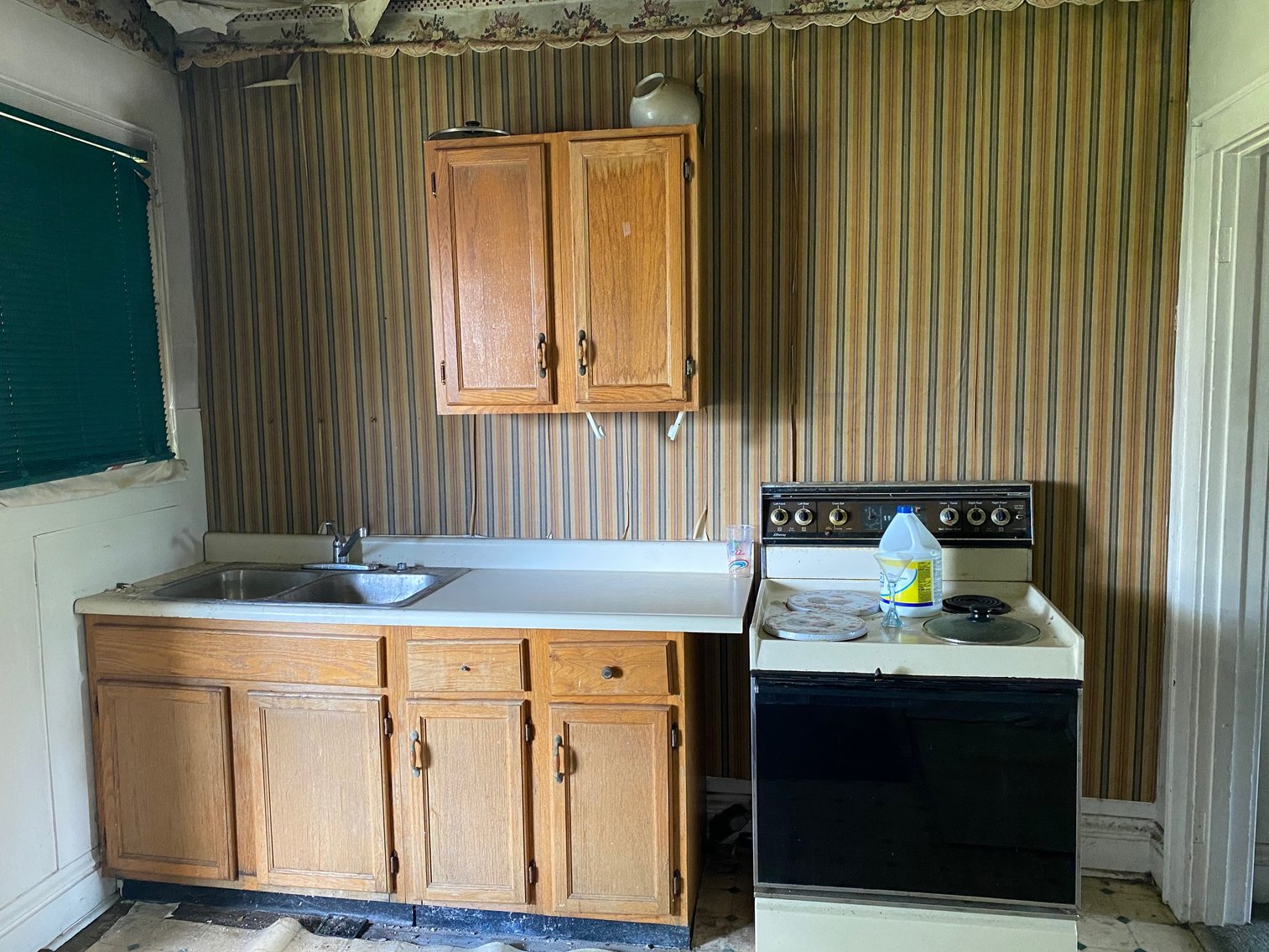 Image for SOLD $63,800 - Brick Duplex: 3-Bedroom Units