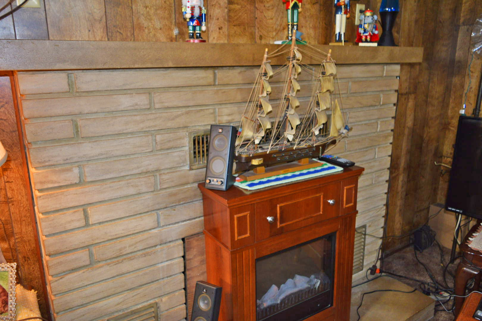 Image for PUBLIC AUCTION - WED., NOV. 11 (VETERANS DAY) 10 A.M.