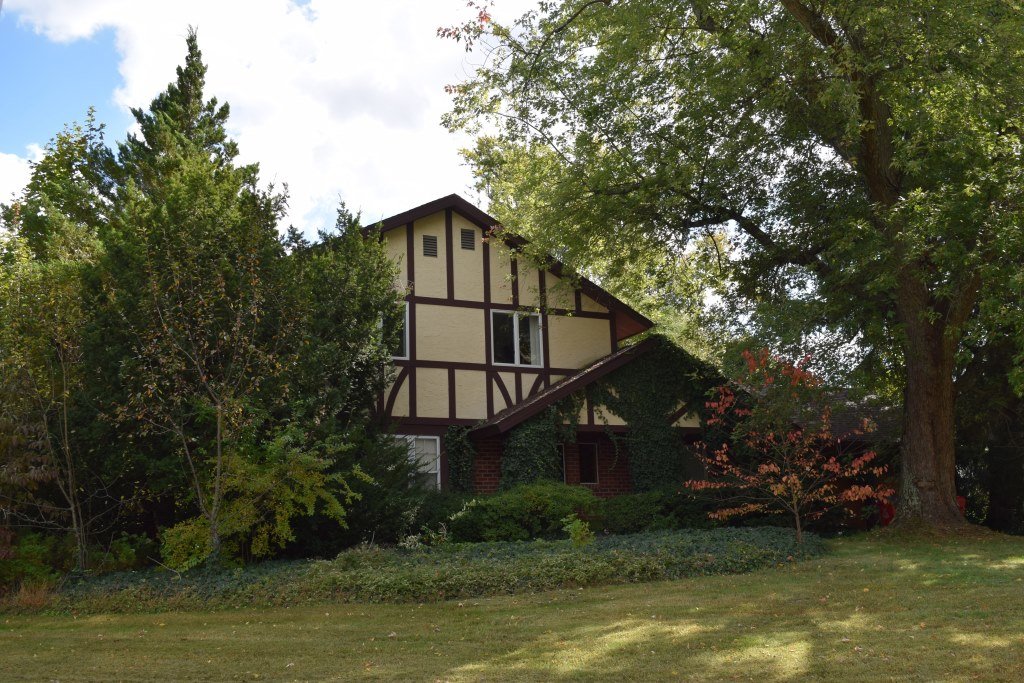 Image for Sealed Bid Real Estate Auction | 859 Ivyland Rd.,  Warminster, PA 18974 | Bids Due By November 17, 2020 at 4PM