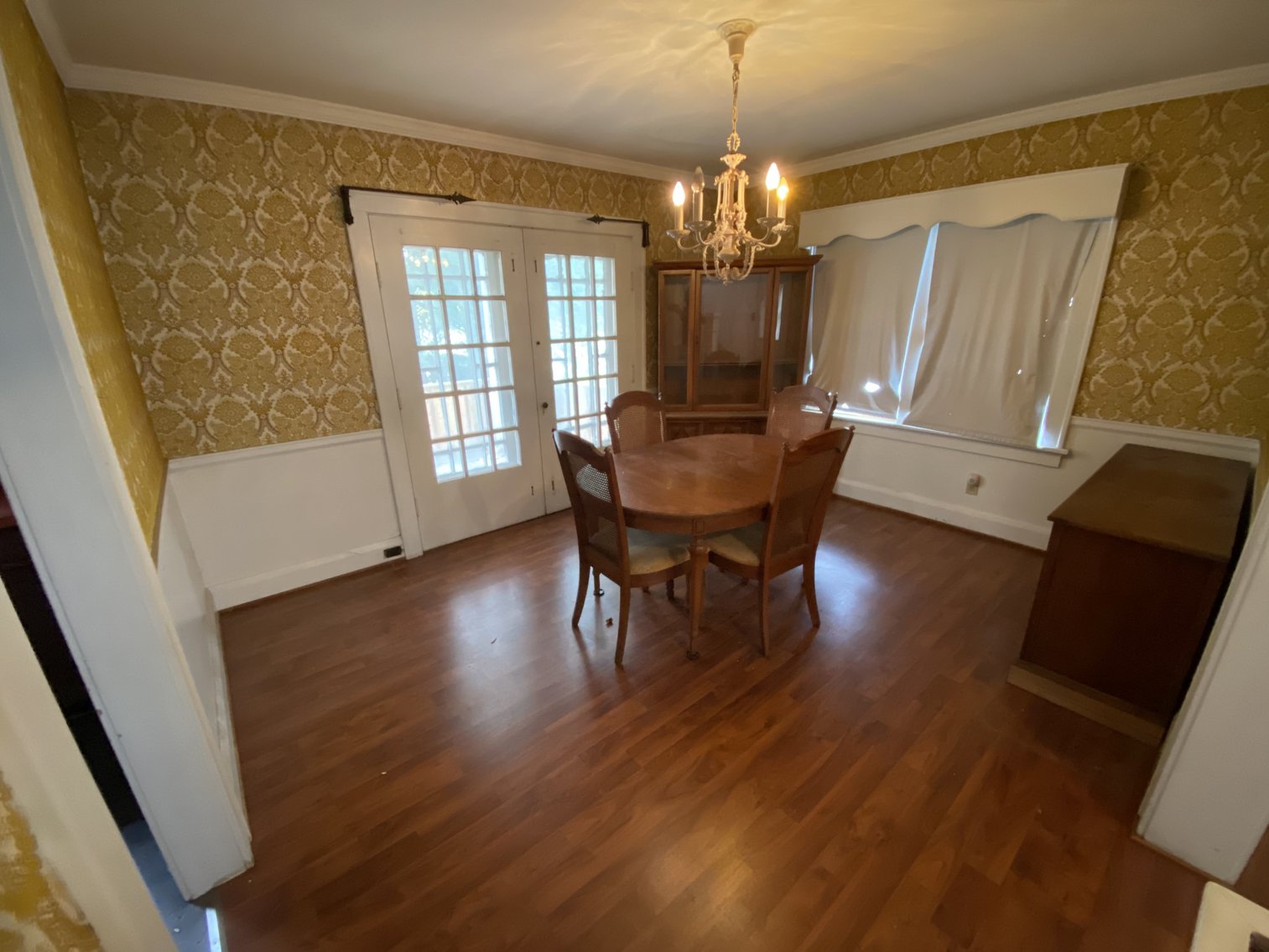 Image for ABSOLUTE AUCTION! - 2115 Upton Avenue