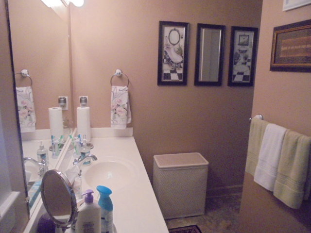 Image for REAL ESTATE (UNDER CONTRACT) & ESTATE PERSONAL PROPERTY AUCTION