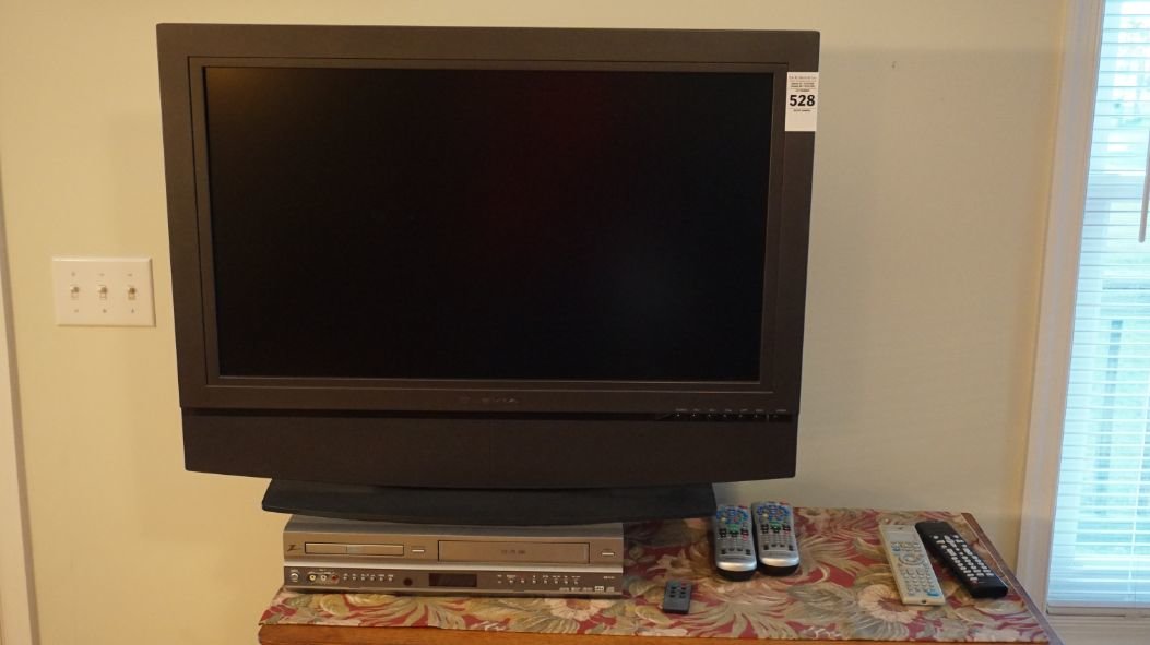 Image for Chincoteague Room and Contents Online Auction