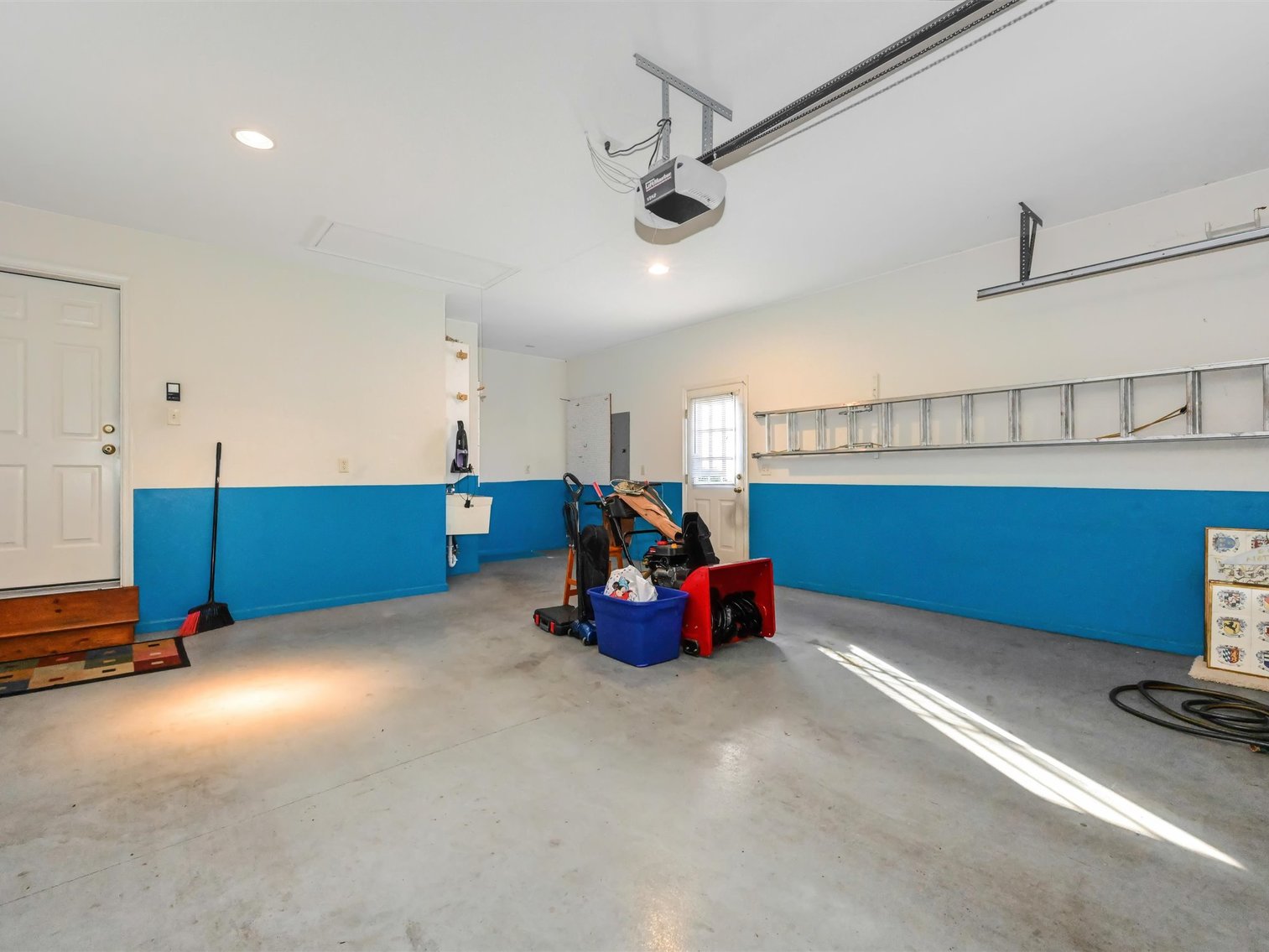 Image for 208 White Oak Circle - Lebanon, PA