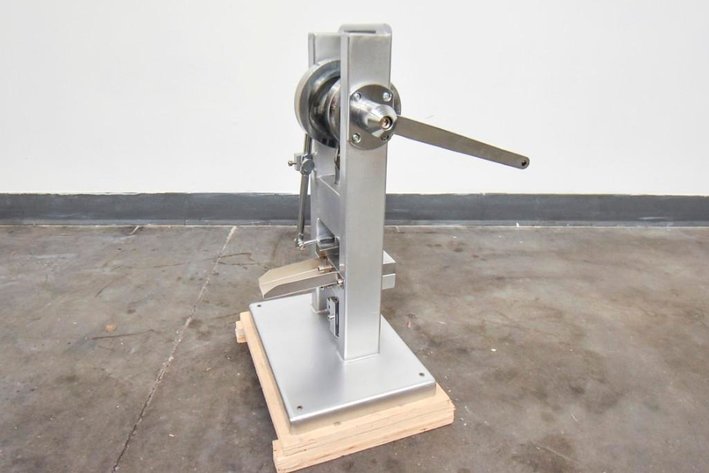 Image for MJK0053 Manual Single Punch Tablet Press