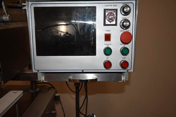 Image for ***SOLD***MJK0073 CapPlus 12- Lane Electronic Tablet and Capsule Counter