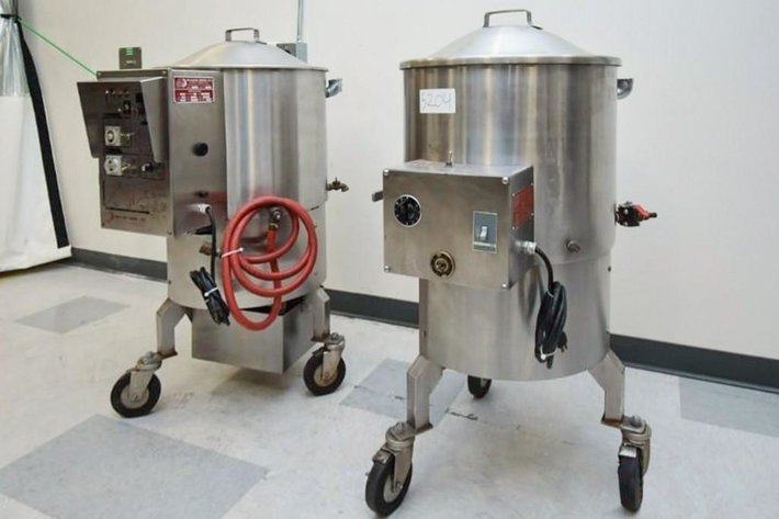 Image for ***SOLD***MJK0089 Savage Bros Chocolate Melter (pair)