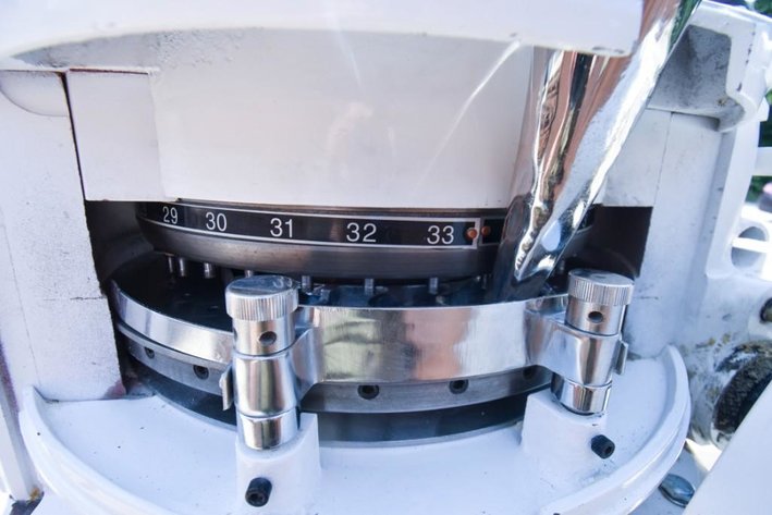 Image for MJK0161 White Tablet Press 33 Station