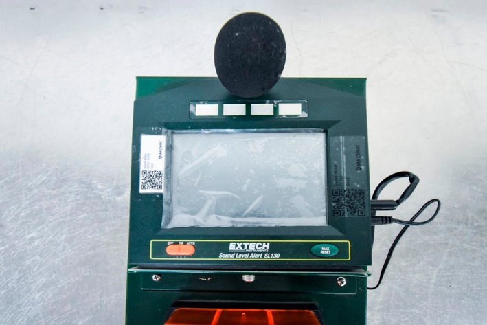 Image for ***SOLD*** MJK0155 Extech Sound Level Alert N-2 with Strobe MDL SL130