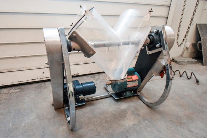 Image for MJK0229 Patterson Kelly V-Blender 8 QT