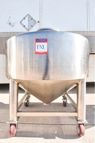 Image for ***SOLD*** MJK0234 Liquid Tote on Casters - Lot of 2