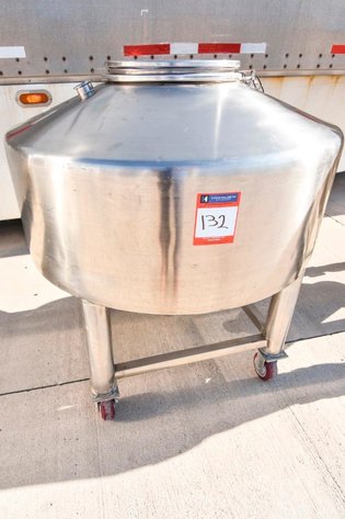 Image for ***SOLD*** MJK0234 Liquid Tote on Casters - Lot of 2