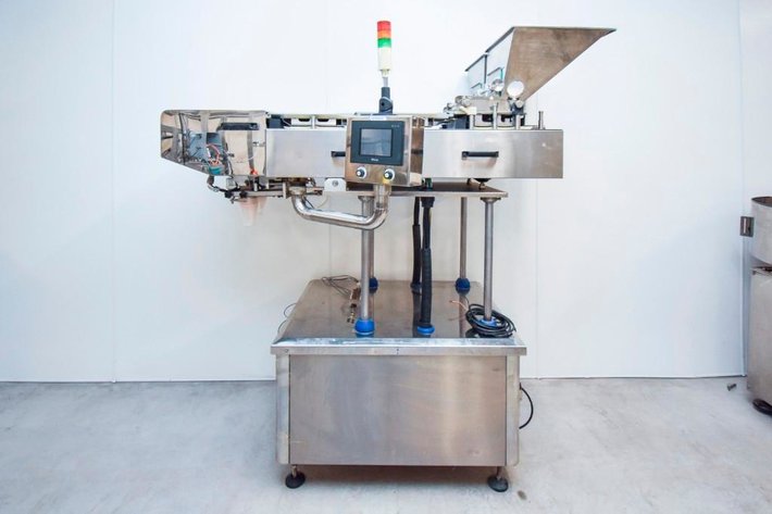 Image for ***SOLD*** MJK0249 Dr Pharm Dual Hopper 16 Lane Tablet Counter ZG100/16A