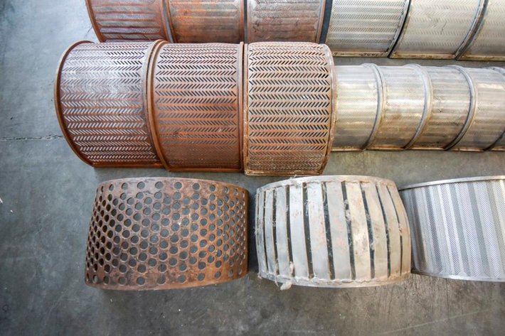 Image for MJK0289 Lot of Assorted Mill Screens