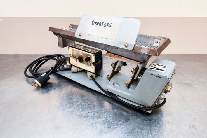 Image for MJK0312 Syntron Vibratory Deck MDL FT-01A