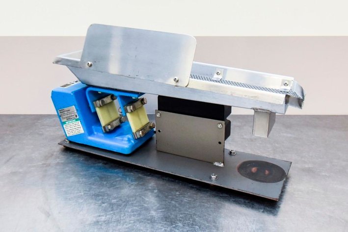 Image for MJK0313 Syntron Vibratory Deck MDL FT-01A