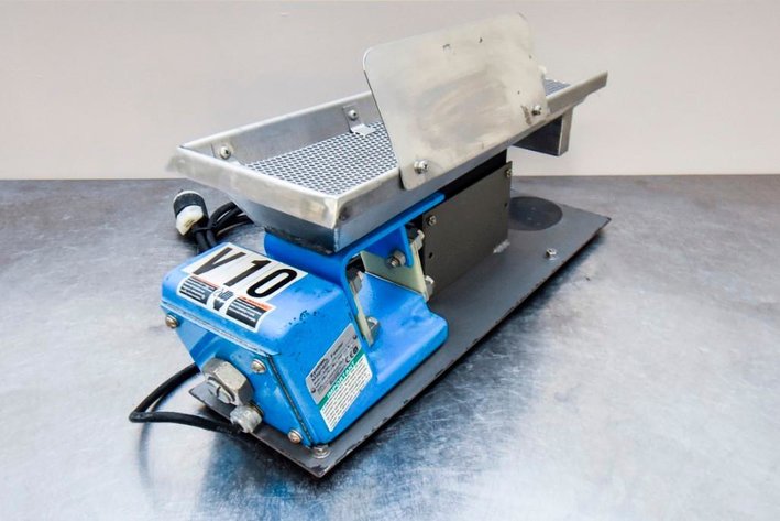 Image for MJK0315 Syntron Vibratory Deck MDL FT-01A