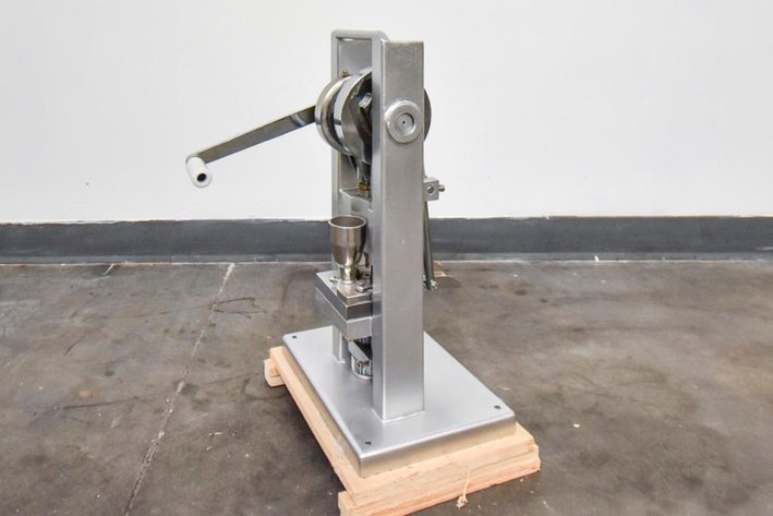 Image for ***SOLD***MJK0317 Manual Single Punch Tablet Press