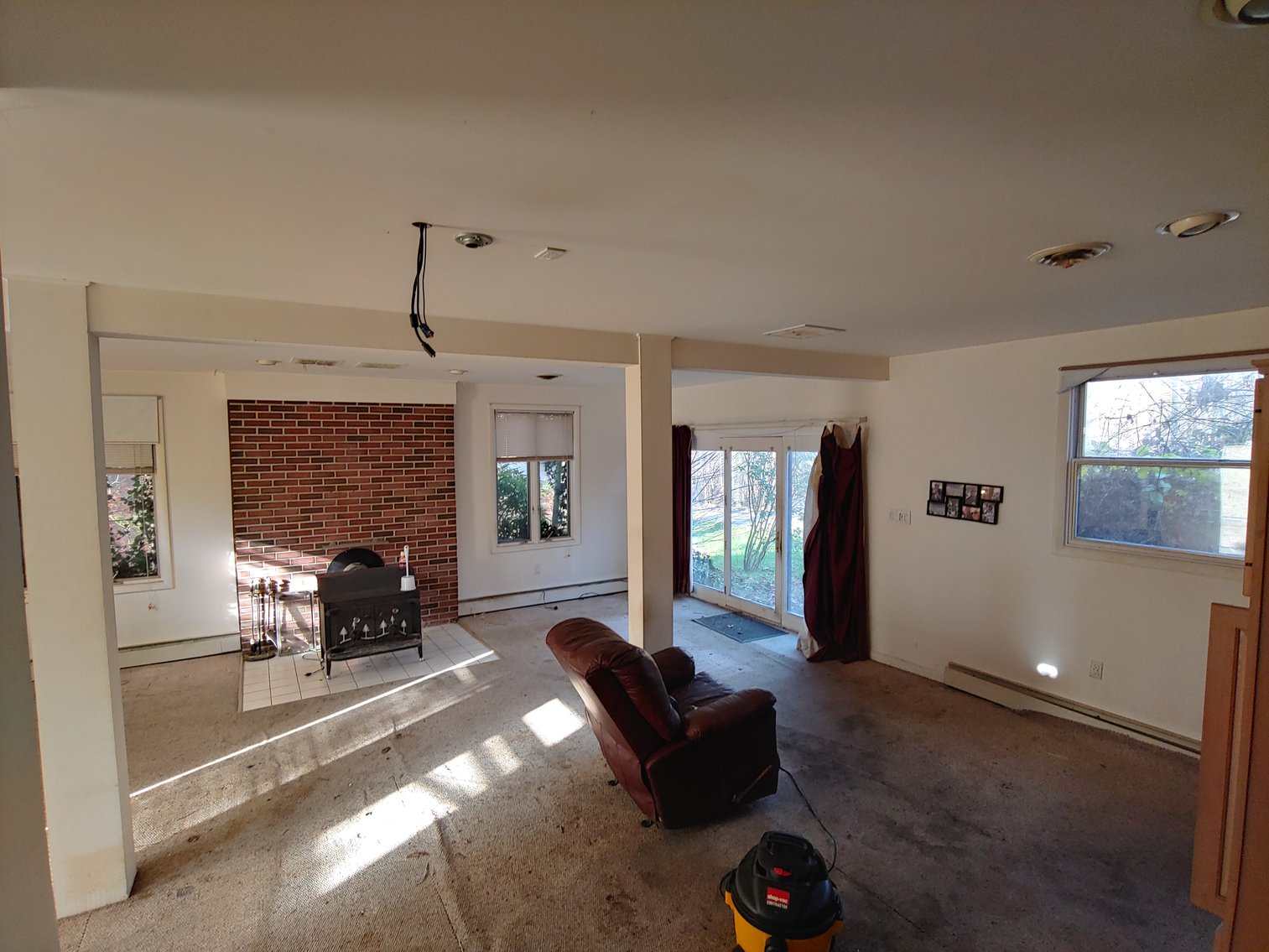 Image for BRICK AND WOOD SIDED TRI-LEVEL HOME 3 BR, 2½ BA ON 1.16 +/- ACRES IN 2 PARCELS