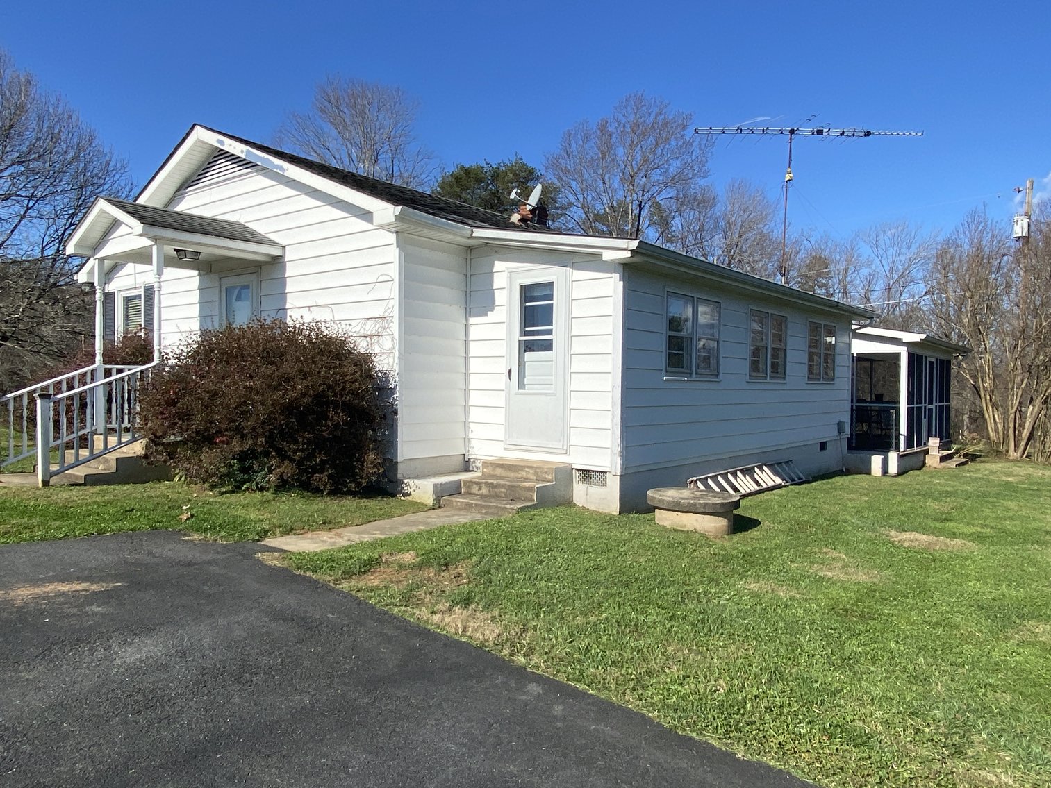 Image for 3 BR/2 BA Home w/Detached 2 Bay Shop/Garage on 2.2 +/- Acres in Madison County, VA--SELLING to the HIGHEST BIDDER!!