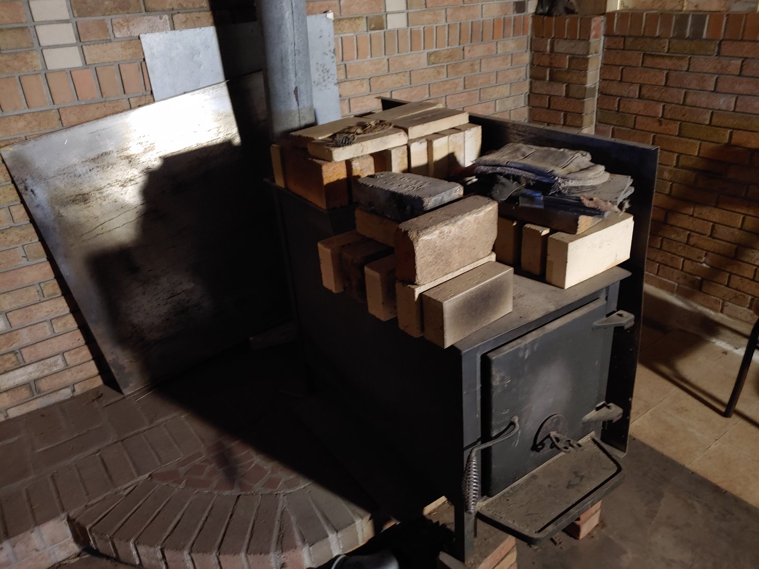 Image for 2 STORY CAPE COD HOME 3 BEDROOMS, 1 ½ BATHS,  DETACHED 3 VEHICLE GARAGE & CARPORT