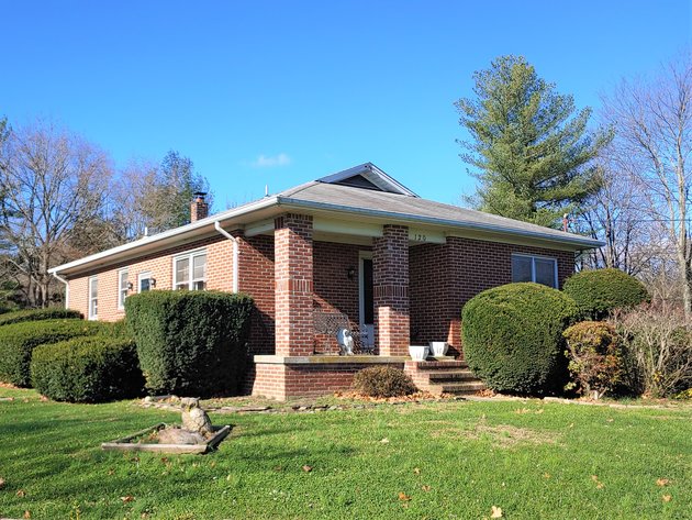ALL BRICK 3 BR HOME W/ DETACHED  2 CAR GARAGE ON 1.03+/- ACRE LOT
