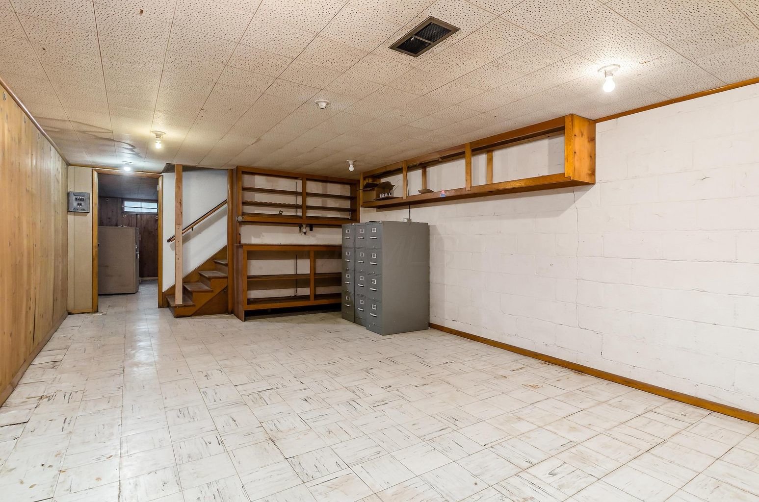Image for 599 Glenmont