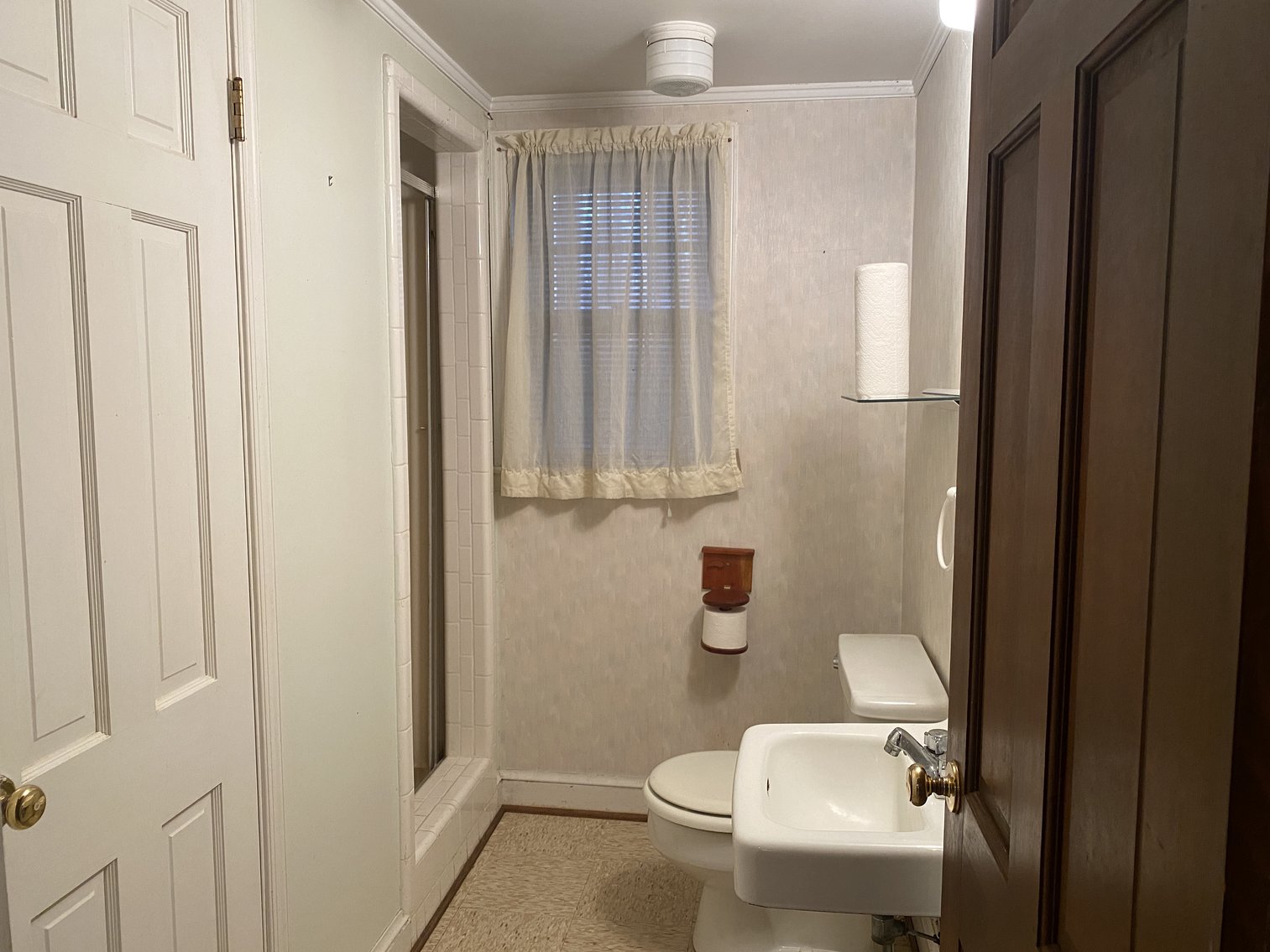 Image for 3 BR/3 BA Brick Home w/Walk-Out Basement on 1.6 +/- Acres in Charlottesville, VA--SELLING to the HIGHEST BIDDER!!