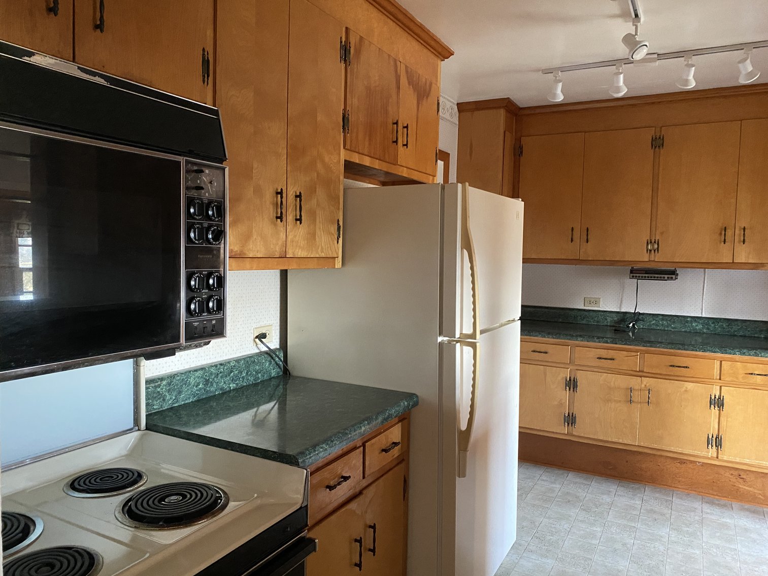 Image for 3 BR/2 BA Home w/Detached 2 Bay Shop/Garage on 2.2 +/- Acres in Madison County, VA--SELLING to the HIGHEST BIDDER!!