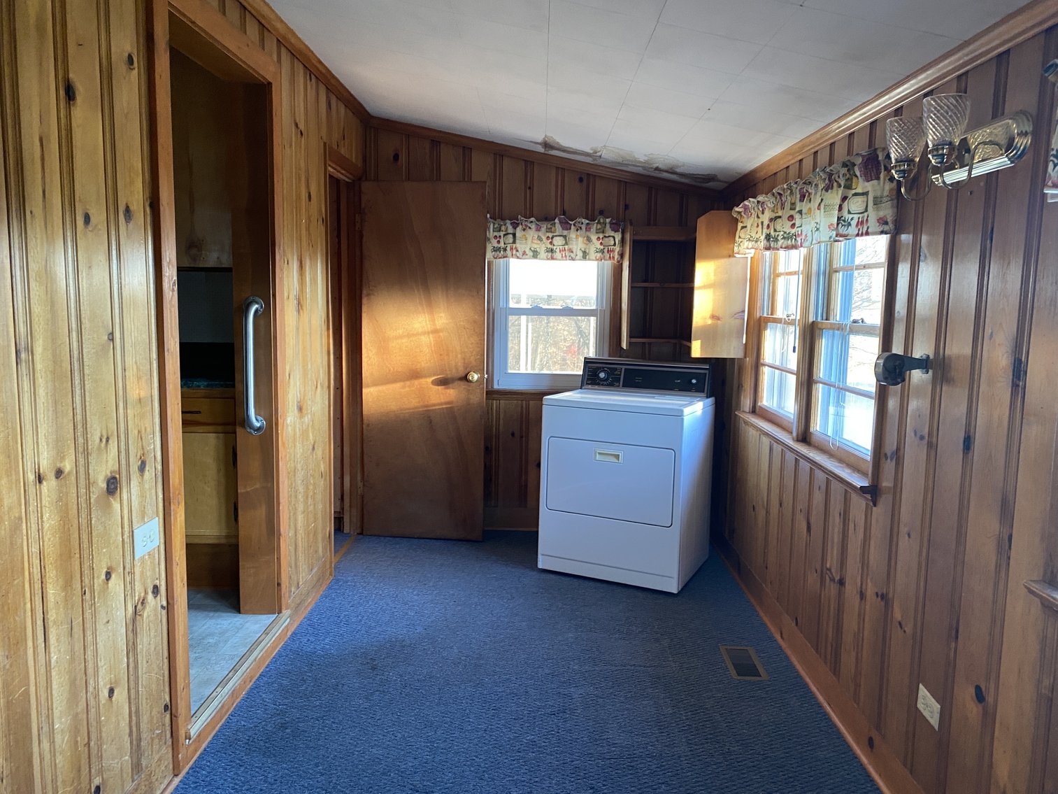 Image for 3 BR/2 BA Home w/Detached 2 Bay Shop/Garage on 2.2 +/- Acres in Madison County, VA--SELLING to the HIGHEST BIDDER!!