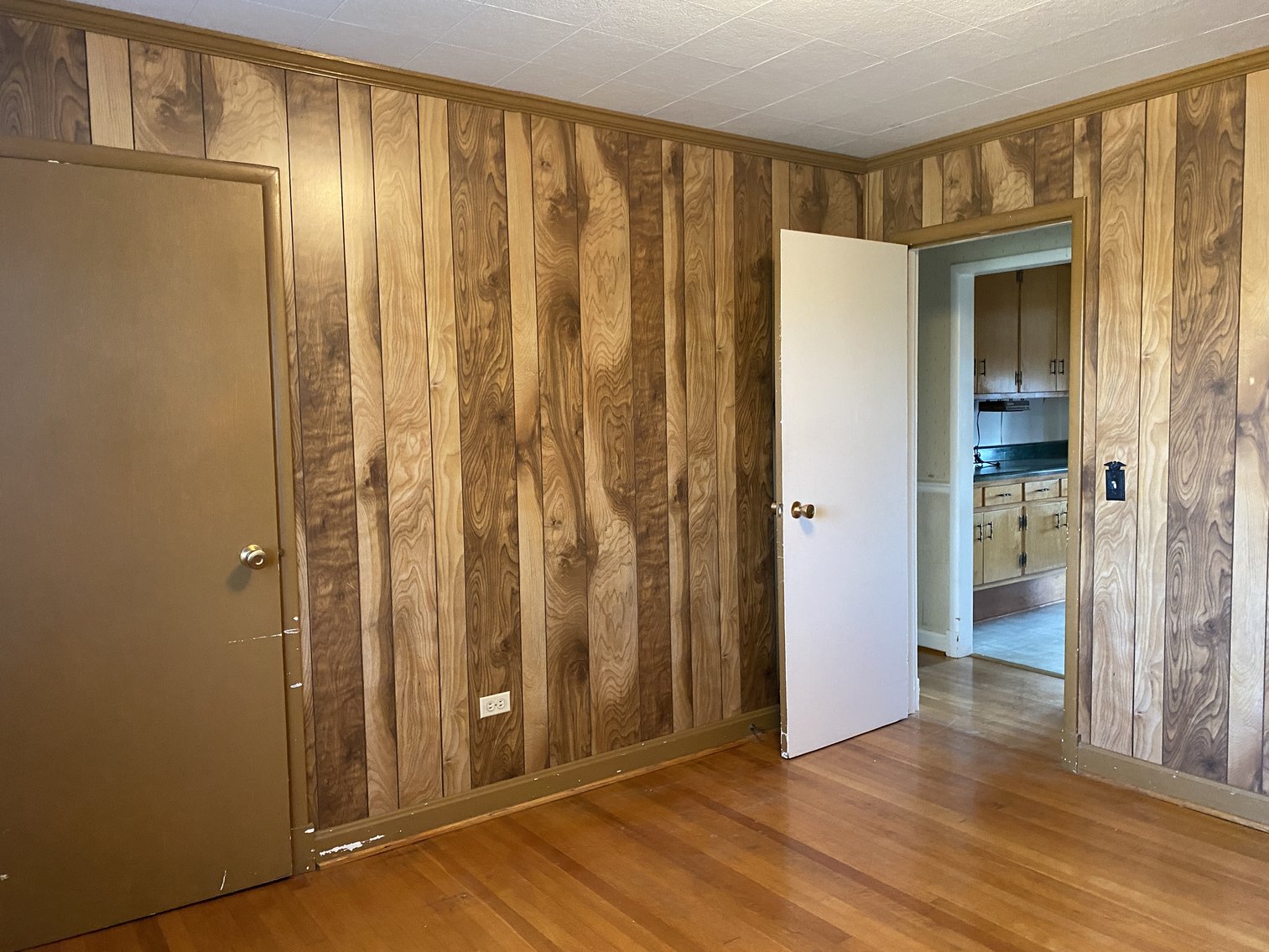 Image for 3 BR/2 BA Home w/Detached 2 Bay Shop/Garage on 2.2 +/- Acres in Madison County, VA--SELLING to the HIGHEST BIDDER!!