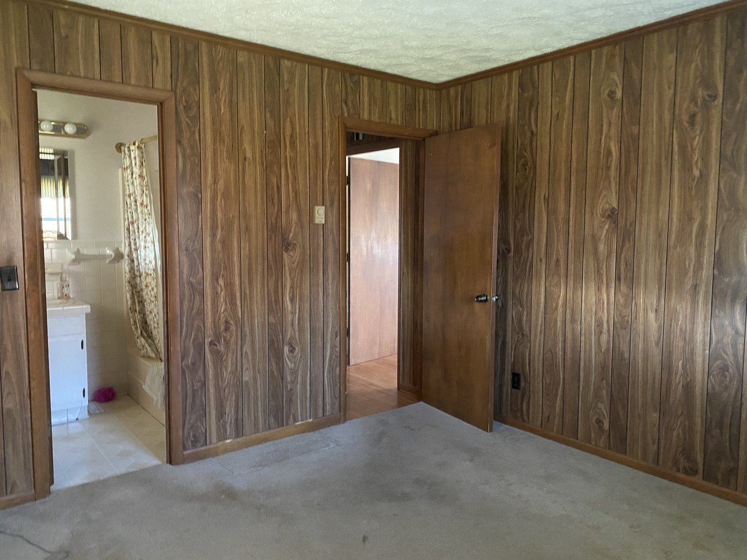 Image for 3 BR/2 BA Home w/Detached 2 Bay Shop/Garage on 2.2 +/- Acres in Madison County, VA--SELLING to the HIGHEST BIDDER!!