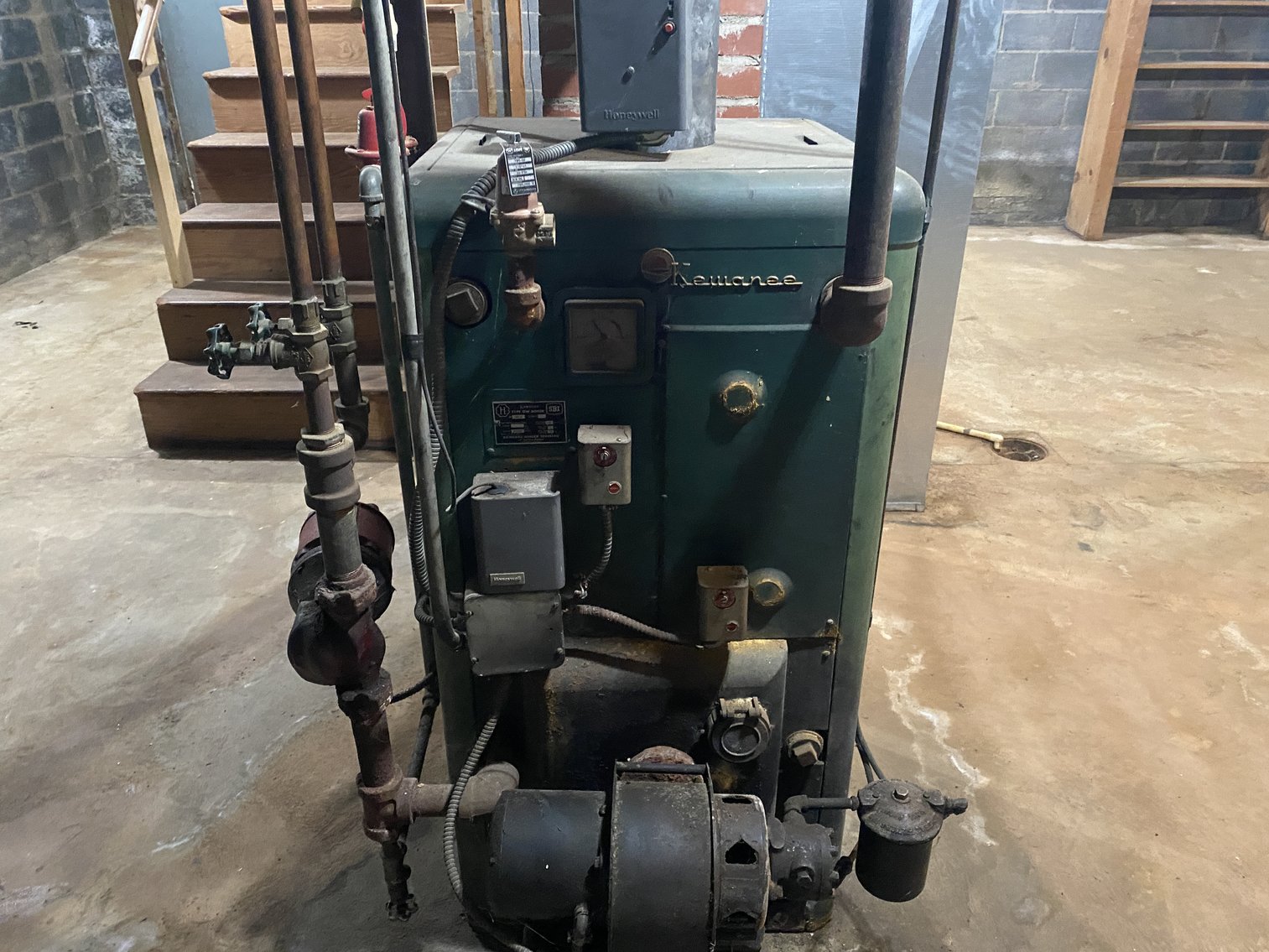 Image for 3 BR/2 BA Home w/Detached 2 Bay Shop/Garage on 2.2 +/- Acres in Madison County, VA--SELLING to the HIGHEST BIDDER!!