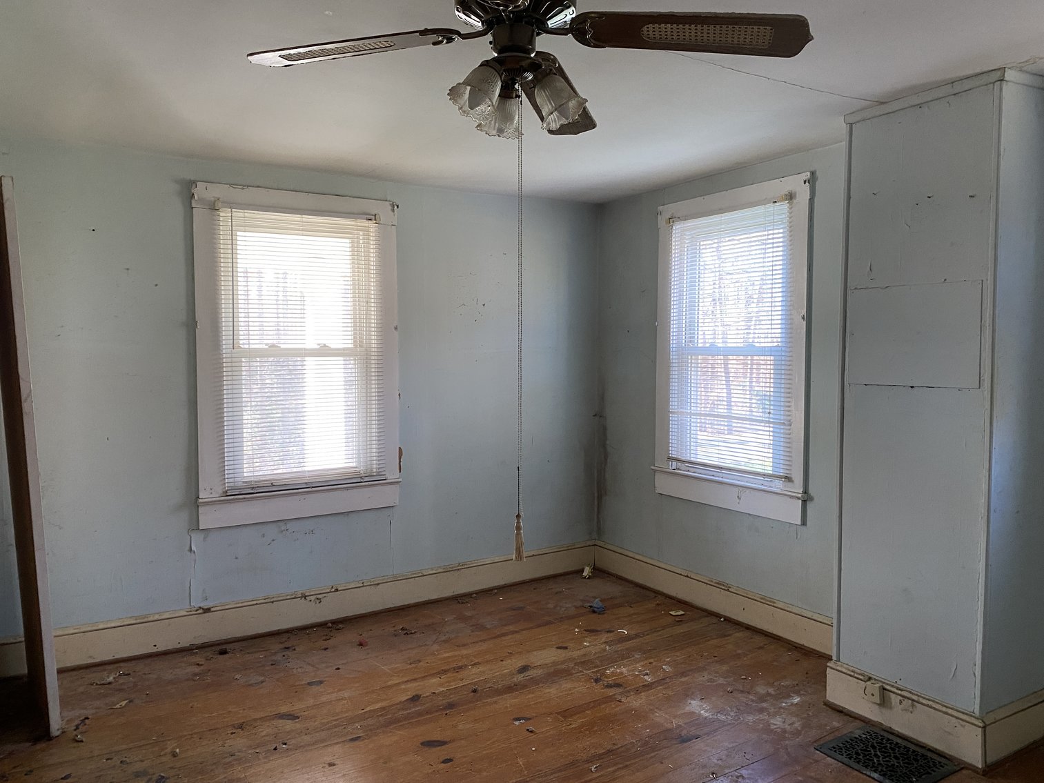 Image for 55.16 +/- Acres of Desirable Land Fronting Smith Station Rd. w/3 BR Home & Outbuildings in Spotsylvania County, VA--SELLING to the HIGHEST BIDDER!!