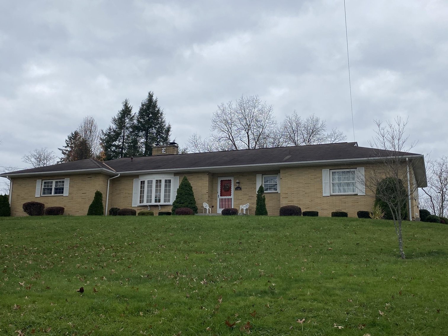3-Bedroom Brick Home w/2-Stall Garage