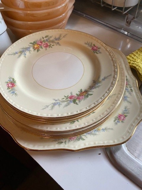 Image for 1112 Nottingham Drive-Contents Only!