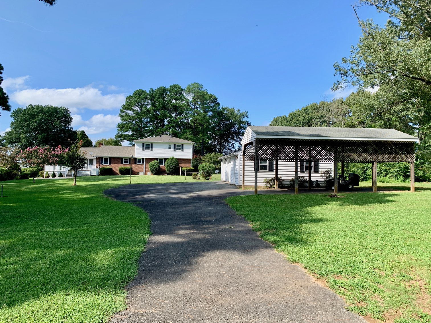 Image for 5 BR/2 BA Home w/Extra Lot, Rappahannock River View & Access**Only 1 Block Off the River in Tappahannock, VA