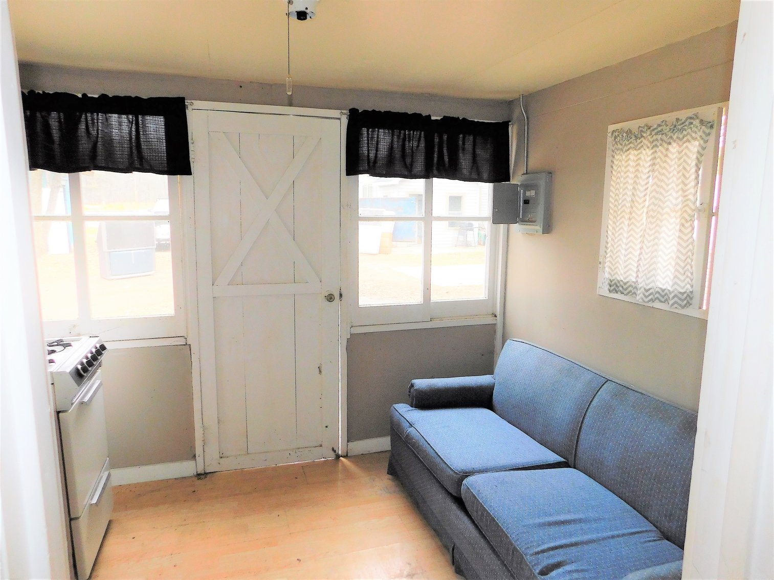 Image for Perry Rank Real Estate Auction