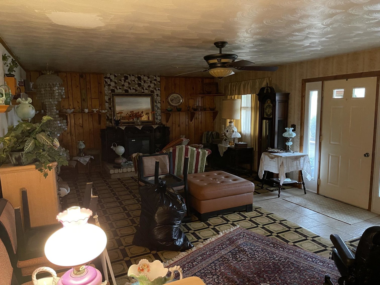 Image for 5-Bedroom Home w/3-Stall Garage