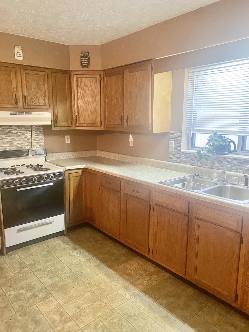 Image for SOLD $74,800 - 3 Bedroom Home in Great Neighborhood