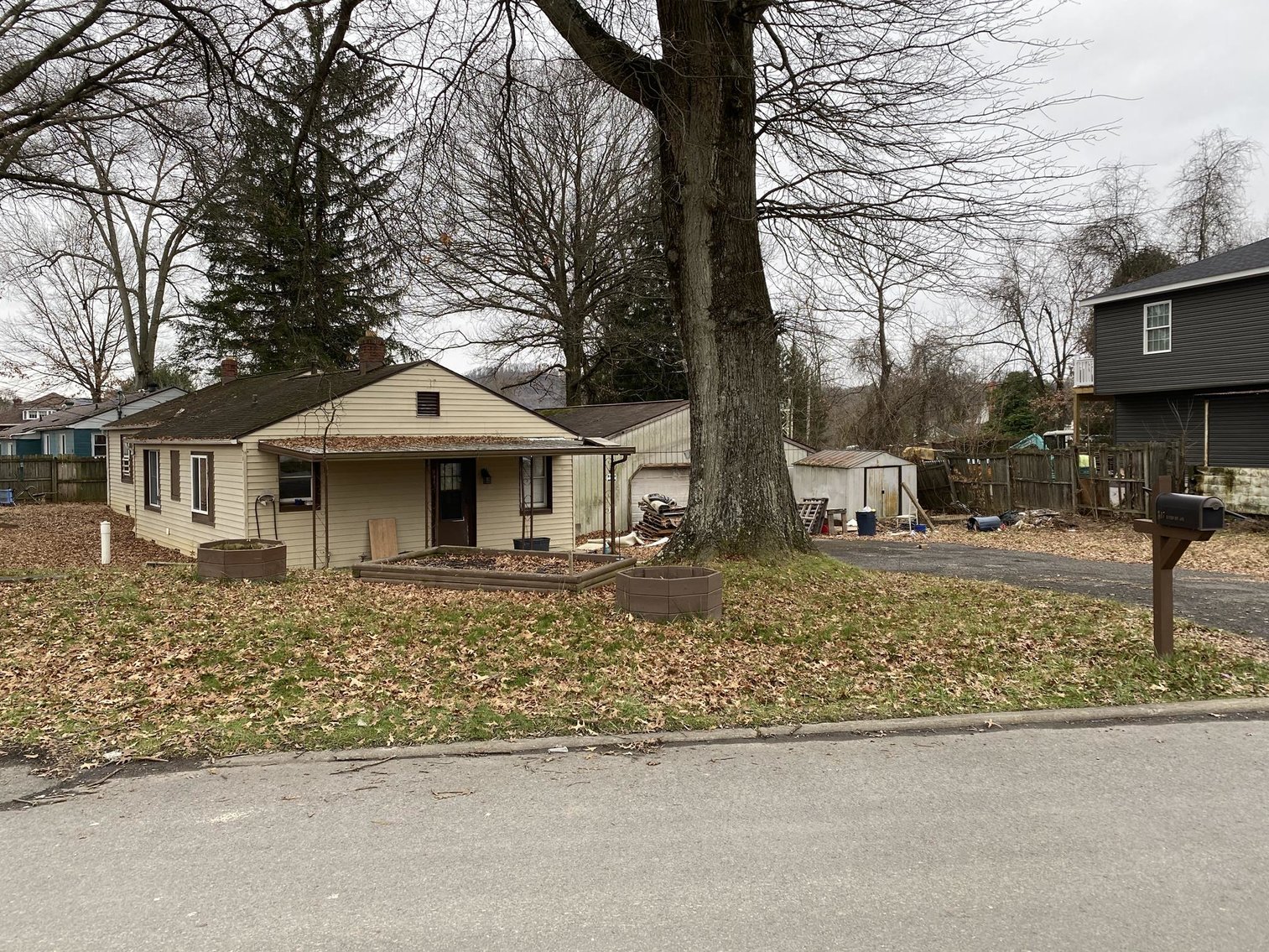 Image for SOLD $107,250 - 4 Bedroom, 1.5 Bath Home