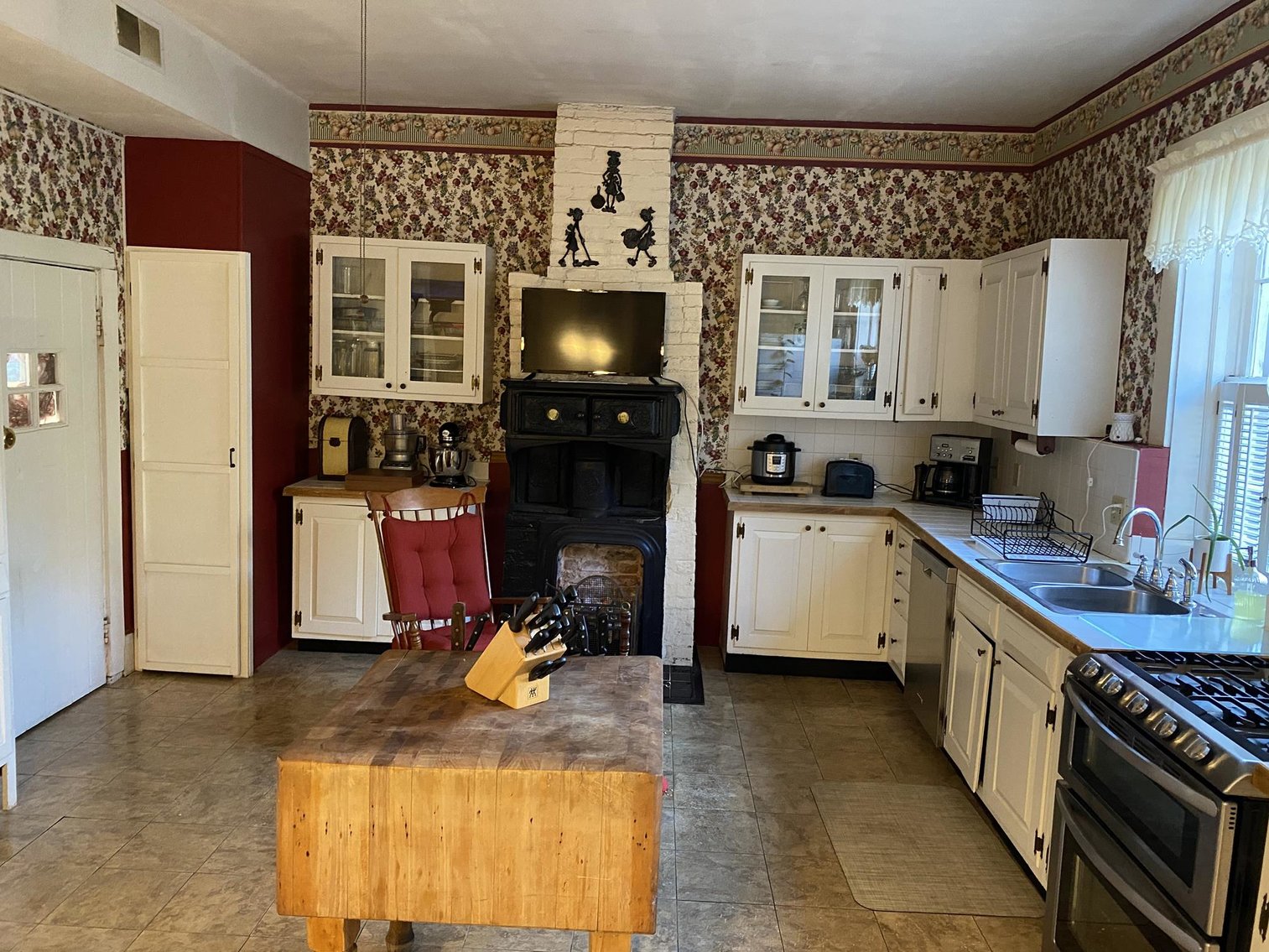 Image for SOLD $104,500 - The Historic Tompkins House – Sells to the Highest Bidder