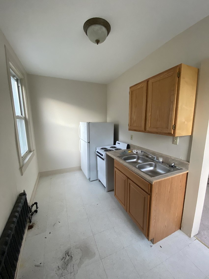 Image for SOLD $55,000 - 4-Unit Apartment Building