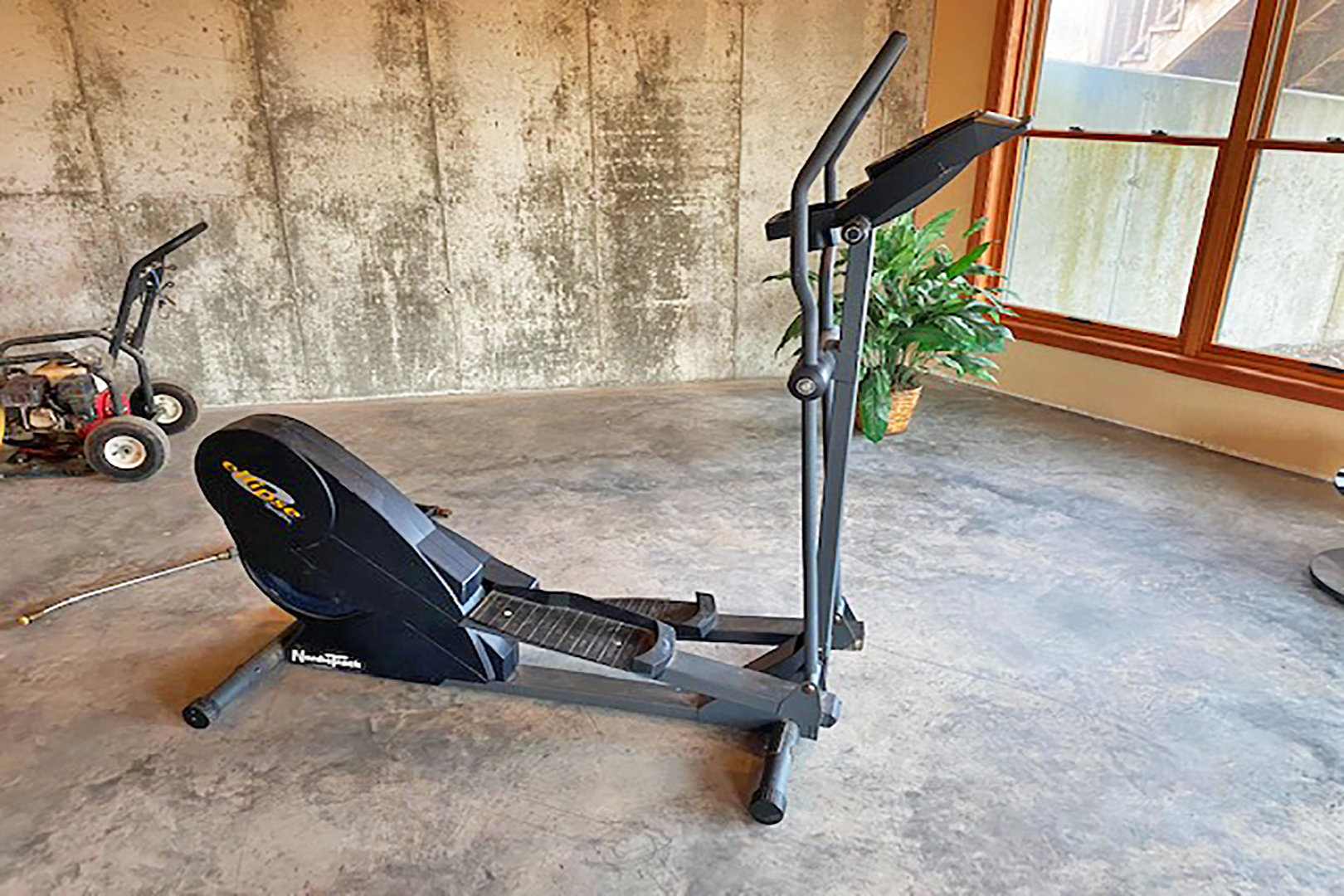 Image for PUBLIC AUCTION - MONDAY, MARCH 1, 10:00 A.M.