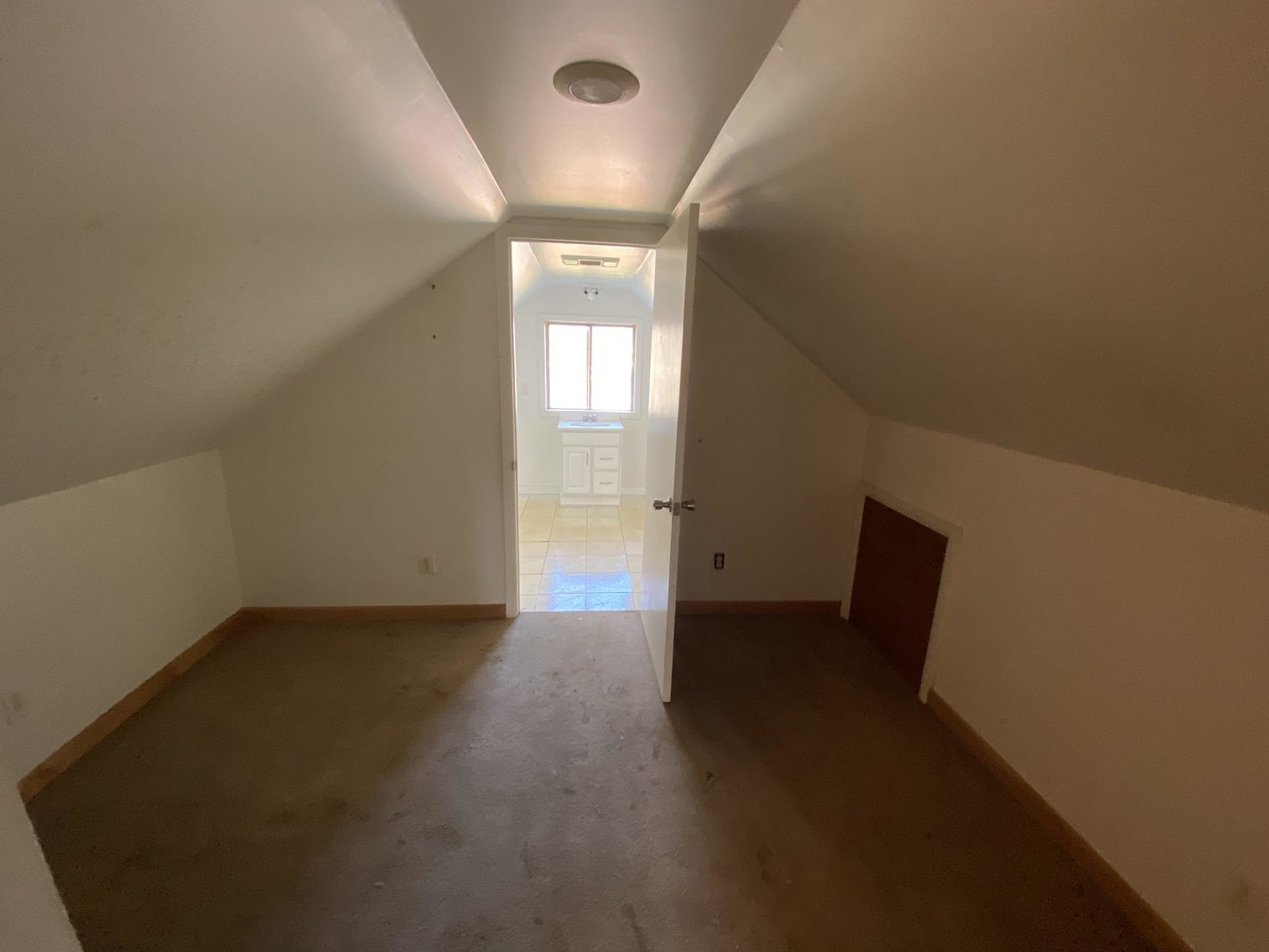 Image for SOLD $25,575 - Spacious 2-Bedroom with Additional Garage